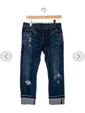 Women’s Tortoise Jeans Crop Blue Distressed FALL ITEM WITH BOOTS SUPER CUTE 26
